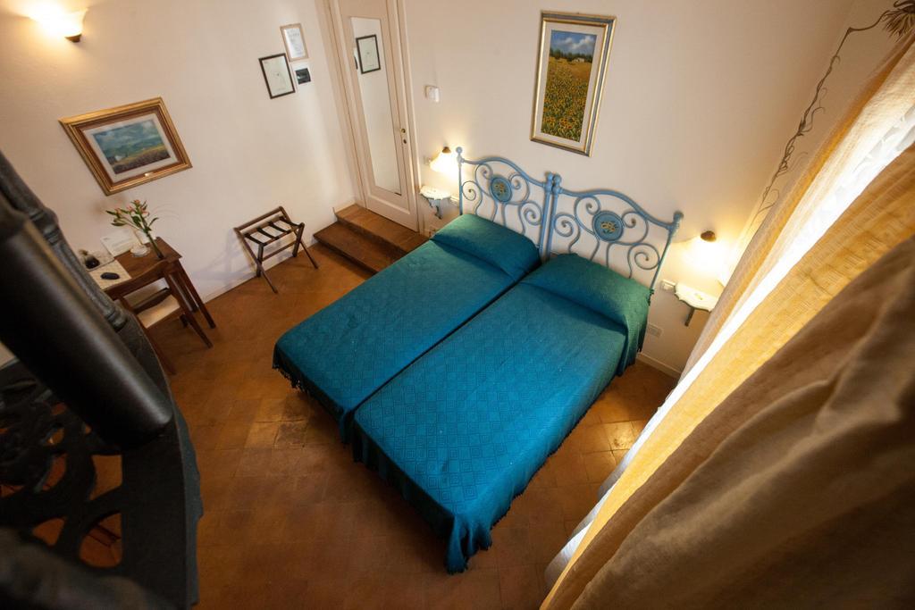 Hotel Locanda Degli Artisti Borgo San Lorenzo Cameră foto