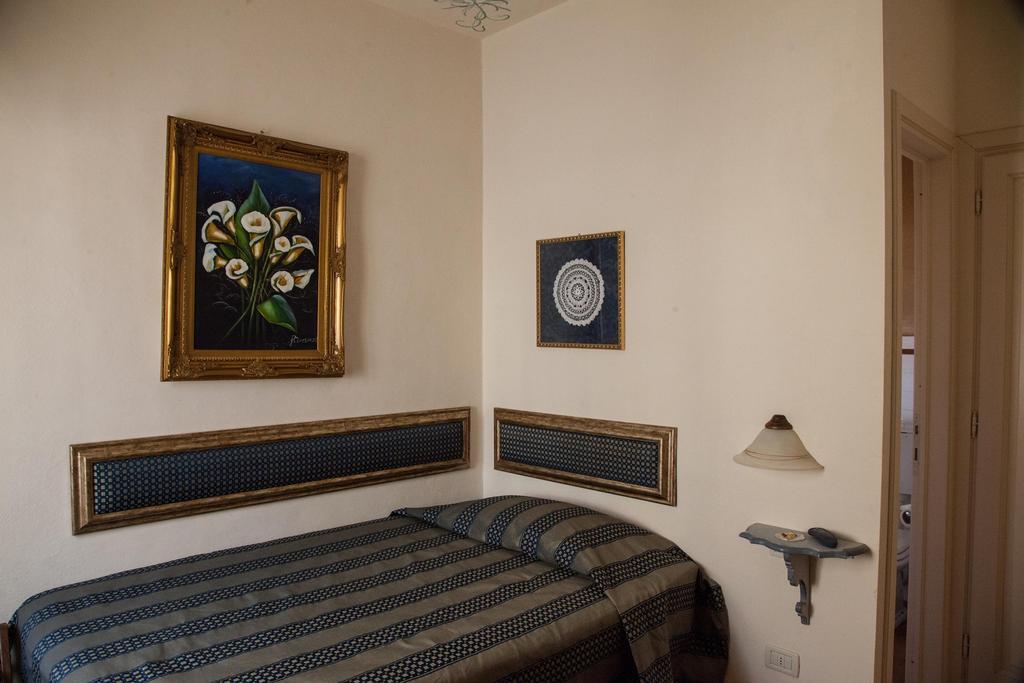 Hotel Locanda Degli Artisti Borgo San Lorenzo Cameră foto
