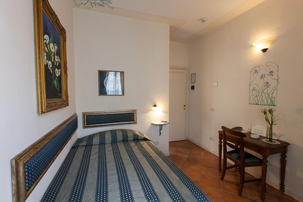 Hotel Locanda Degli Artisti Borgo San Lorenzo Cameră foto